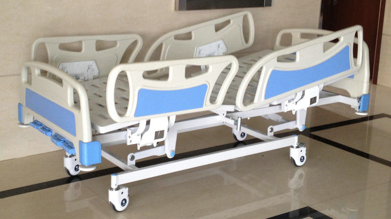 Het vouwen van het Ziekenhuisicu Bed, Handafdelingsbedden met ABS Zijsporen